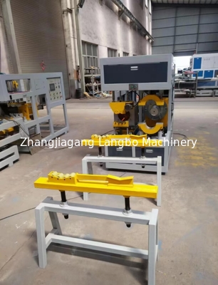 إمدادات المياه صناعة الأنابيب البلاستيكية لـ PVC extrusion Socketing Belling Machine