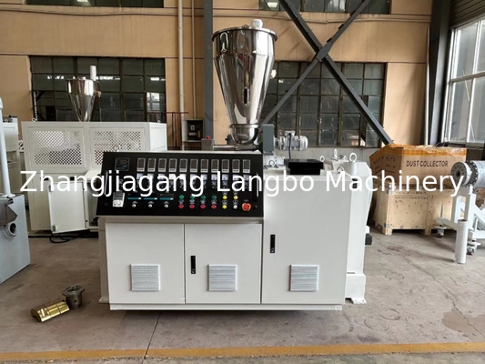 1180mm حجم الملف الشخصي خط إنتاج رباطات حافة PVC يحتوي على 55/110 محرك طحن مزدوج مخروط