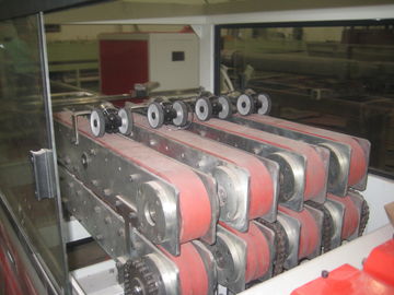 أربعة خط الأنابيب البلاستيكية النتوء الخط الكهربائية القناة 55 / 37KW قوة المحرك