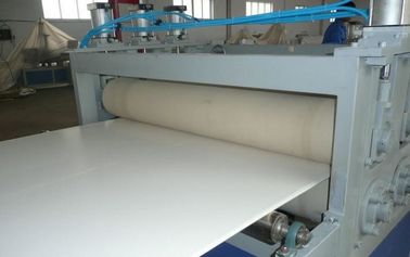 خط بثق لوح الرغوة PVC 380V لصناعة الديكور المعماري