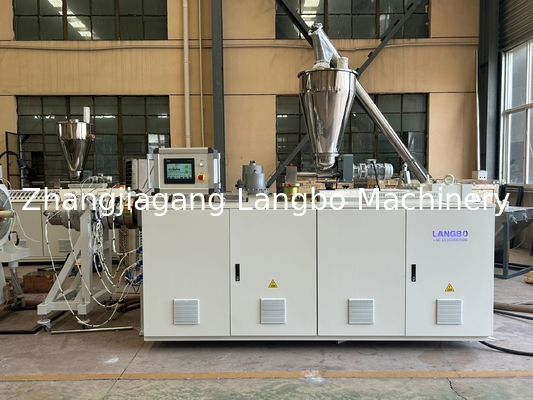 خط إخراج أنابيب PVC تحت الأرض / خط الإنتاج