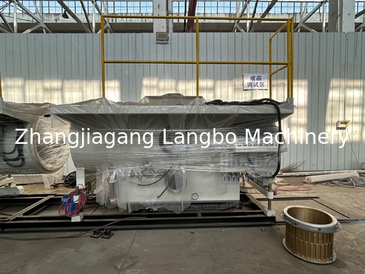 قطر كبير DN حجم جدار مزدوج / ثلاثي HDPE PE إمدادات المياه قطر كبير البلاستيك PP PPR HDPE PE Pprc أنابيب طحن خط إنتاج صنع آلة