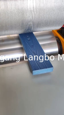 آلة طلاء باب الطابق الخشبية البلاستيكية المركبة