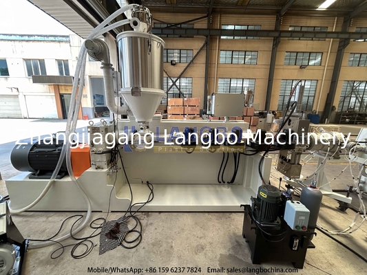 خط إنتاج الأنابيب المهنية ذات المسمار الواحد المخصصة لآلات طحن أنابيب HDPE