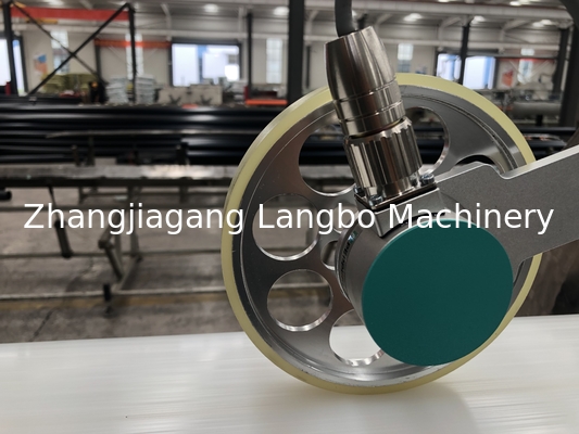16-1600mm سرعة عالية HDPE PE أنابيب البلاستيك المائية أنابيب الغاز خط آلة إنبعاث لإنتاج أنابيب البلاستيك مع الكفاءة العالية