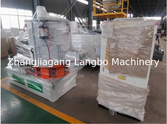 آلة خلط مواد PVC 300L / مزج المواد الخام البلاستيكية / مزج ساخن عالي السرعة لعمليات التجمع