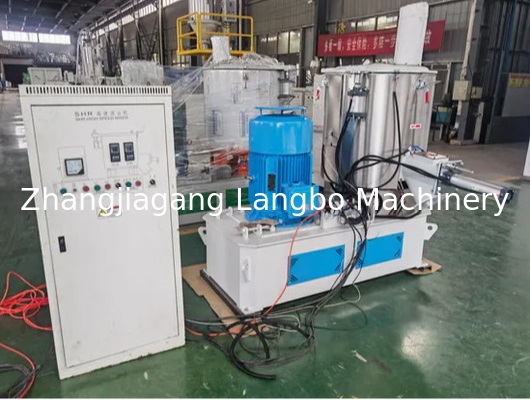 آلة خلط مواد PVC 300L / مزج المواد الخام البلاستيكية / مزج ساخن عالي السرعة لعمليات التجمع
