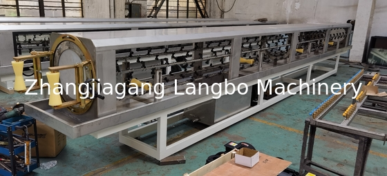 آلة أنابيب HDPE أنبوب PE خط الخرجان البلاستيكي مع تحكم شاشة اللمس PLC