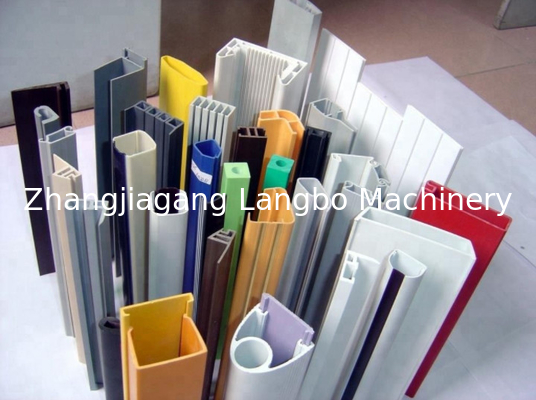 محرك طلاء الملفات البلاستيكية U PVC PE Shutter Windows Frame Louver Rain Gutter Corner Edge Band Strip Guards Turn L Angle Making Machine/ Extrusion Production Line