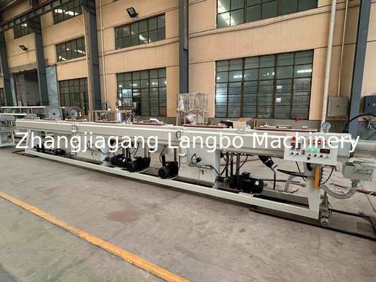 20-110mm خط إنتاج طحن أنابيب PPR الماء الساخن