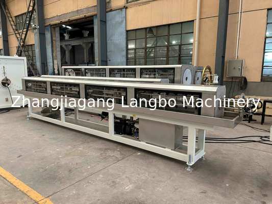 خط إنتاج بثق أنابيب الري بالتنقيط البلاستيكية PPR لتصريف المياه وأنابيب الري بالتنقيط الزراعية وأنابيب التوصيل الكهربائي