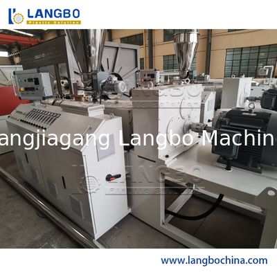الشركة المصنعة الصينية ماكينة صنع أنابيب البلاستيك HDPE LDPE PE PVC بسعر جيد