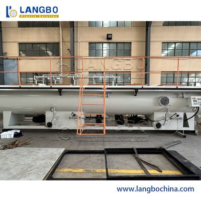 PLC Control PVC Conduit Plastic Pipe Extruder ، آلات تصنيع الأنابيب البلاستيكية