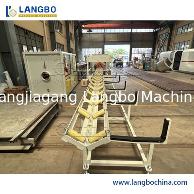 آلات تصنيع البلاستيك PPR PVC PP آلة تصنيع أنابيب التوصيلات الكهربائية الصلبة