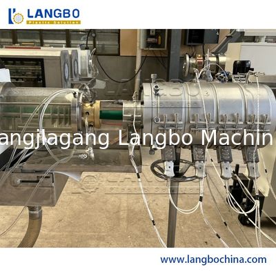 خط إنتاج PPR للأنابيب الصمدية تصنيع خط أنابيب الصمدية extruder آلة صنع الأنابيب
