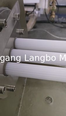 عالية السرعة البلاستيك HDPE Mbbr مرشح وسائل الإعلام الناقلة طحن صنع آلة