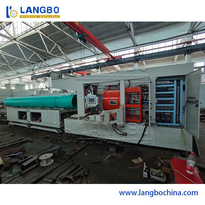 آلة تصنيع الأنابيب البلاستيكية الأوتوماتيكية بقدرة 800 كجم / ساعة