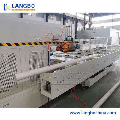 آلة تجويف أنابيب PVC الأوتوماتيكية