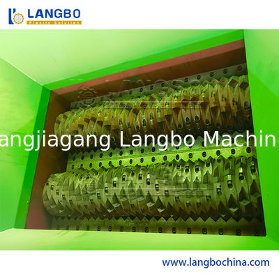 كاشفة المواد البلاستيكية النفايات للخشب الأقمشة المعدنية المطاط الورق المقوى الإطارات الزجاج ABS EVA المواد الصلبة تكسير كسارة