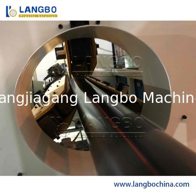 خط إنتاج آلة صنع أنابيب التوصيل الكهربائي لأنابيب المكنسة الكهربائية PE حاصلة على شهادة ISO وجهد كهربائي قابل للتخصيص