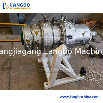 آلة صناعة أنابيب بلاستيكية HDPE PE PPR PVC ذات طبقة واحدة أو متعددة