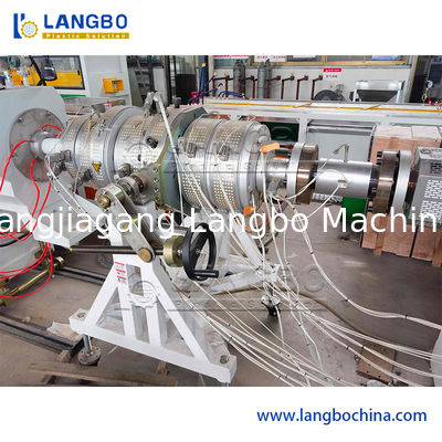 آلة صناعة أنابيب بلاستيكية HDPE PE PPR PVC ذات طبقة واحدة أو متعددة