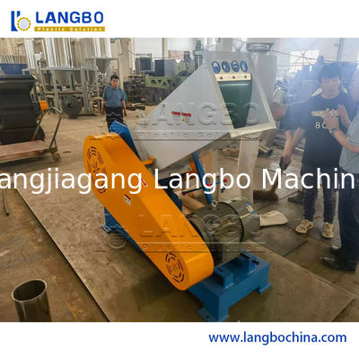 37KW كسارة عالية الكفاءة لإعادة تدوير البلاستيك