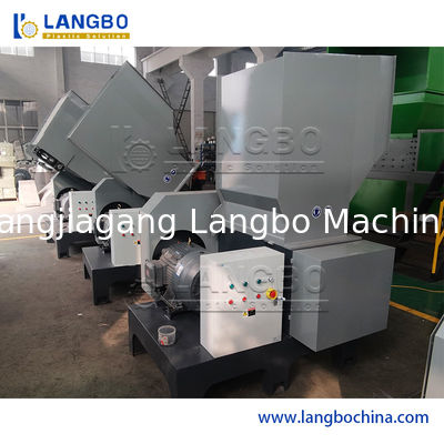 كسارة البلاستيك للأنابيب المموجة من PVC PE الأنابيب الصحنات الصفائح الحيوانات الأليفة PVC PC EVA ABS المواد اليومية كسارة التقطيع