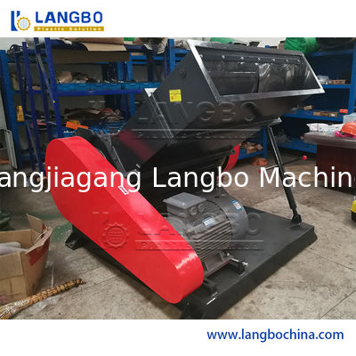 نفايات الحيوانات الأليفة/HDPE/LDPE/PP/PE زجاجات أكياس منسوجة آلة كسارة إعادة تدوير البلاستيك