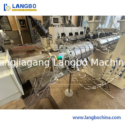 آلة صنع أنابيب/خراطيم/أنابيب إمدادات المياه/الصرف/الري بالتنقيط الزراعي من البلاستيك HDPE/PE/PPR/PP