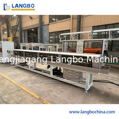 خط طحن أنابيب PPR مع 180kg / h الناتج 3 طبقة Co-Extrusion و SIEMENS PLC Control