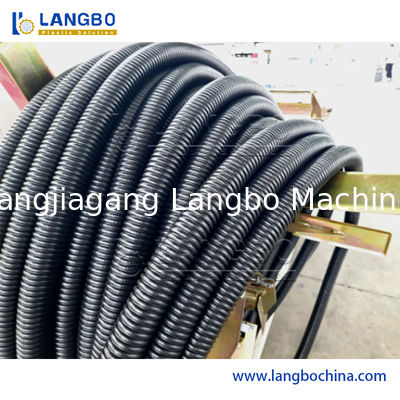 آلة بثق الأنابيب المموجة من ألياف PVC البلاستيكية اللينة