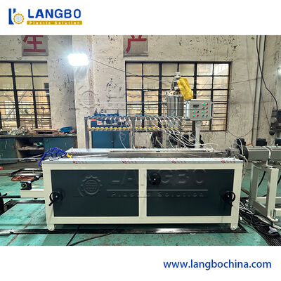 55 كيلوواط من الطاقة المحركية محرك طحن ملفات تعريف PVC للطحن السلس الدقيق للملفات تعريف