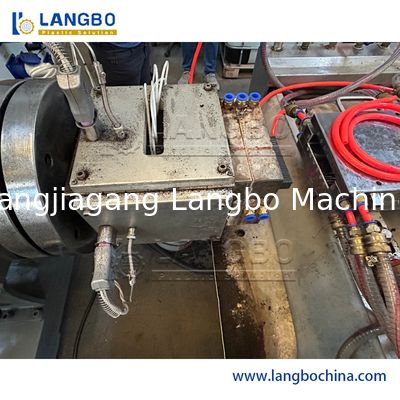 سي وك ملف بثق خط 100 - 150KG / H إنتاج عال قدرة