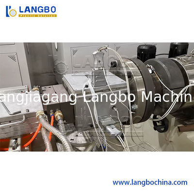 معماري وك ملف بثق خط 240MM حجم المنتج 37KW قوة المحرك