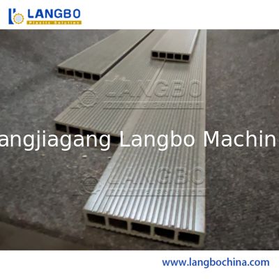 البلاستيك UPVC PVC سقف المجاري الكابلات الجذعية نافذة الباب إطار الجدار لوحة الجدار المجوفة لوح الزاوية حبة WPC طابق الملفات الشخصية إنتاج الطحن صنع آلة