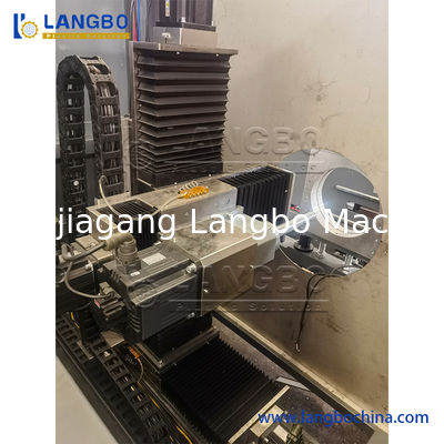 آلة CNC التلقائية للأنابيب للأنابيب من 16-630 ملم من PVC مع محرك طحن مزدوج ويتم تشغيلها تلقائيًا بالكامل