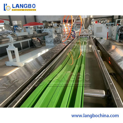 مانع تسرب المياه PVC بروفايل ديكوري لألواح الحواف والجدران