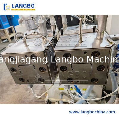 سعر المصنع 55/110 مخروط مزدوج المسمار محطم الكابلات الكهربائية الكهربائية مع 1180mm حجم الملف الشخصي و 22KW قوة المحرك