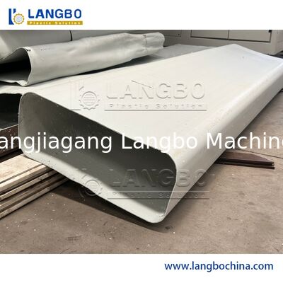 البلاستيكية عالية الجودة ملف تعبئة PVC محفوفة محفوفة WPC الأرامل أسطوانة الأبواب الأرضيات PP PE PC خط إنتاج الشريط الختم الأجوف