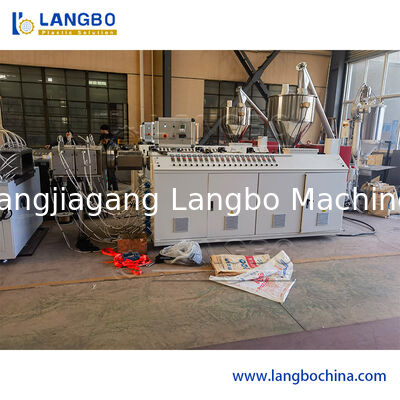 خط إنتاج ألواح/أبواب/إطارات/ملفات تعريف PP PE PC WPC PVC للأرضيات والنوافذ