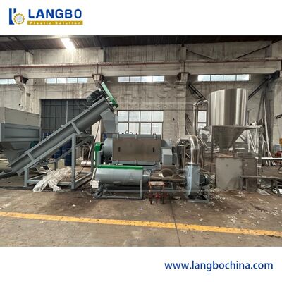 خط إعادة تدوير PET بسعة 300-5000 كجم/ساعة بحجم رقائق 14 مم وجهد 380 فولت لإعادة تدوير زجاجات PET