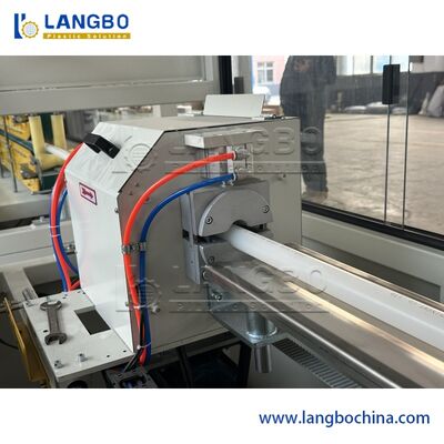 انخفاض مستوى الضجيج 20-63 مم طاعون المجترات الصغيرة خط بثق الأنبوب 3 طبقات طاعون المجترات الصغيرة أنابيب الألياف الزجاجية التصنيع