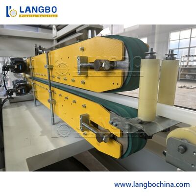 انخفاض مستوى الضجيج 20-63 مم طاعون المجترات الصغيرة خط بثق الأنبوب 3 طبقات طاعون المجترات الصغيرة أنابيب الألياف الزجاجية التصنيع