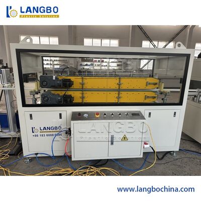 انخفاض مستوى الضجيج 20-63 مم طاعون المجترات الصغيرة خط بثق الأنبوب 3 طبقات طاعون المجترات الصغيرة أنابيب الألياف الزجاجية التصنيع