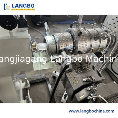 أنبوب بلاستيكي متين ساخن وبارد PPR لنظام إمداد المياه الصناعي وآلة التصنيع