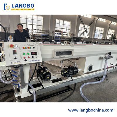 خط إنتاج آلة بثق أنابيب الصرف الصحي من البلاستيك PVC PPR HDPE UPVC CPVC، أنابيب الري بالتنقيط الزراعي، أنابيب الخراطيم، أنابيب التوصيل الكهربائي