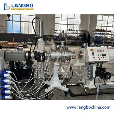 خط تصنيع الأنابيب البلاستيكية PPR PE 3 طبقات PLC التحكم عن بعد