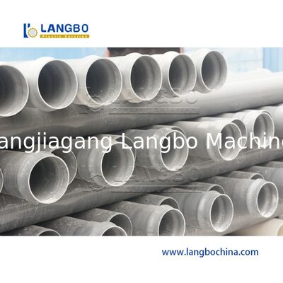 خط بثق أنابيب PVC مع آلة التوسيع لتصنيع الأنابيب