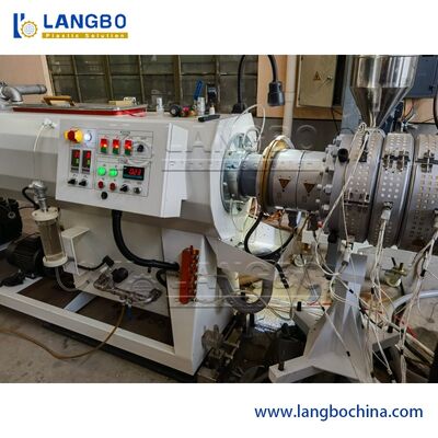 16-32mm أربعة تجويف PVC UPVC قناة الطحن للأنابيب الكهربائية صنع آلة الطحن خط الإنتاج